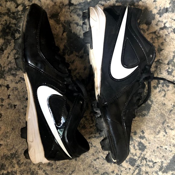 MVP Keystone Low LE Black & White Mens Baseball Cl - Picture 1 of 4